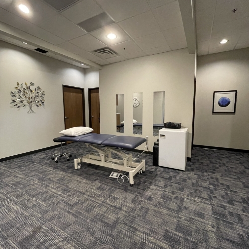 Gallery-Symmetry-Chiropractic-and-Physical-Therapy-Duluth-MN