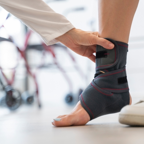 foot-and-ankle-pain-relief-Symmetry-Chiropractic-and-Physical-Therapy-Duluth-Rosemount-St-Louis-Osseo-MN