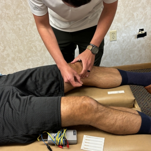 hip-and-knee-pain-relief-Symmetry-Chiropractic-and-Physical-Therapy-Duluth-Rosemount-St-Louis-Osseo-MN