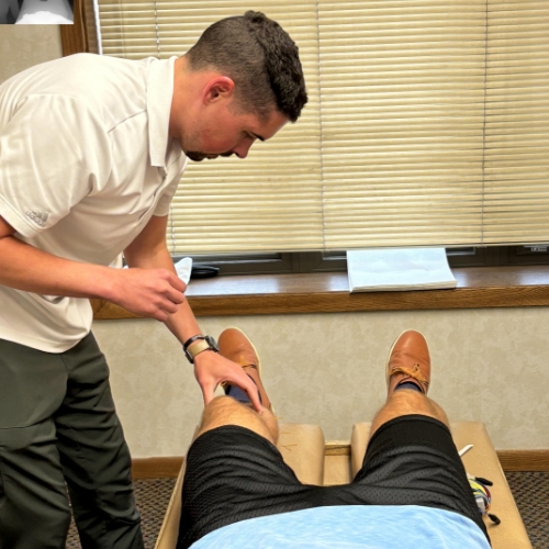 Dry-Needling-02-Symmetry-Chiropractic-and-Physical-Therapy-rosemount-duluth-osseo-st-louis-park-MN